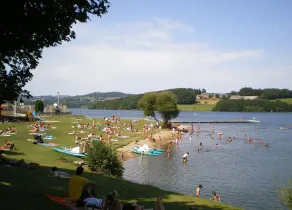 Aveyron Vacation Rental for 11 People in Sermet, Near Lake Villefranche de Panat - Image 4