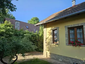 Modern furnished, air-conditioned, exclusive holiday home. - Image 4