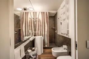 Stunning Venetian Apartment by Biennale Gardens - Image 3