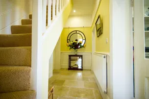 Peaceful Quality 2 bedroom/2 bathrooms Country House Apartment:beautiful garden - Image 2