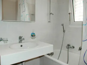 Herrliche Wohnung für 4 Personen mit Pool,  W-LAN, TV, Innenhof und Haustiere erlaubt - Image 4