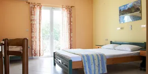 Kefalonia apartments: lovely apartments near Lourdas beach with swimming pool  - Image 3