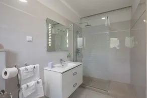 Villa Luka With Private Pool & Sea View - Image 5