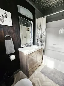 Platzl Pad in Downtown Kimberley - Image 3