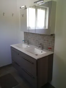 Charmigt, rymligt och bekvämt hus på enastående egendom - Image 4