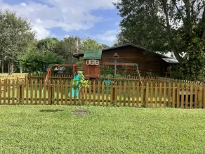🌴Country Log Cabin - 2 Bedrooms,  & JACUZZI bath Near BEACH! - Image 2