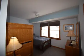 Townhome in the outskirts off the movers and shakers - Image 5