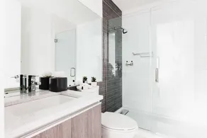 Dharma Home Suites Hoboken - Image 3
