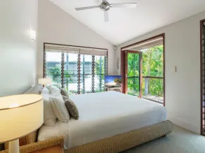 Leilani Tiare - 3 Bedroom Beachfront Villa - Image 5