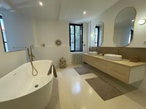 Grande Maison de Maitre contemporaine à 10 min de la mer et Piscine - Image 4