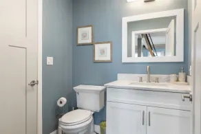 Modern Condo in Historic Marblehead, Walk everywhere, Parking, A/C, Deck & Grill - Image 5