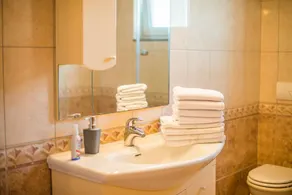 2-bedroom apartment AnaKatarina in Porec - Image 5