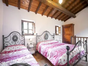 Apartment on Beautiful Estate With Pool Near the Art - Image 5