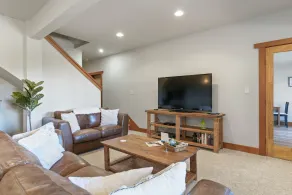 Shawnigan Hills Guest Suite - Image 5