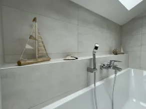 Modern \"industrial style\" vacation apartment with terrace + nearby playground - Image 5
