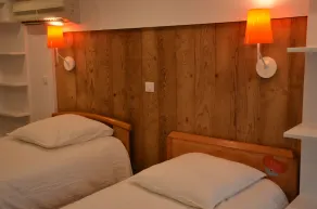 2-bedroom Apartment with Terrace - Image 4