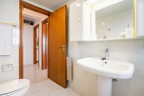 Country House 'La Christine' with Sea View, 2 Balconies & Wi-Fi - Image 4