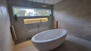 The Beach House; 11m private pool, spectacular beach views & direct beach access - Image 3