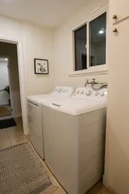 Wonderful 1BD Guest House with Outdoor Experience - Image 2