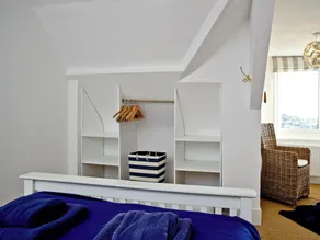 4 bedroom accommodation in Fowey - Image 4