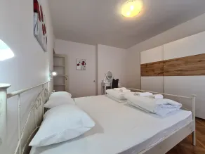 Apartment 2151/52529 (Istria - Pula), 2250m from the beach - Image 4