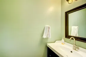 Cozy Wintergreen Ski Chalet -hot tub-Walk to slopes & family friendly! - Image 4