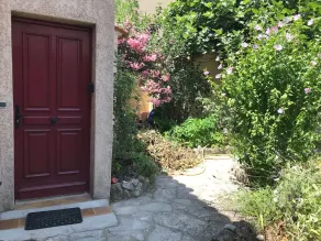Air-conditioned room in a villa less than 10 km from Marseille's Vieux Port - Image 4