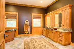 Grand Blanc Mountain Home - Image 4