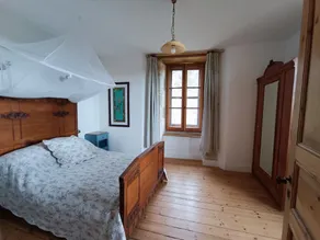 4 bedroom farmhouse with pool, jacuzzi and lakes - Image 5
