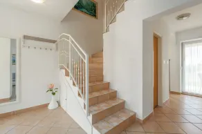 7 persons, only 400m from Brulo beach, 3 bedrooms, 2 bathrooms and garden. - Image 2