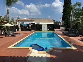 Comfy, Spacious 3 Bedroom Villa with Large Private Pool can Sleep 8 - Image 4