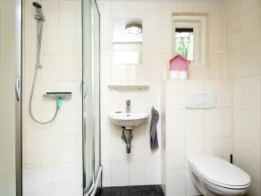 Spacious Holiday Home in Leende With Garden - Image 3