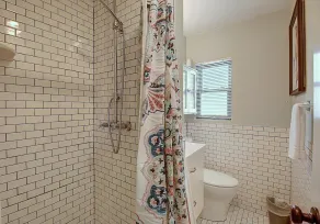 Kona Cottage at Spanish Village - Image 4