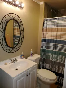 Little Oasis 1BR 1 BA Washer and Dryer Pet Stays Free - Image 2