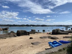 Appartement avec WIFI VUE SUR MER plage du Coz-Pors à TREGASTEL - Image 4