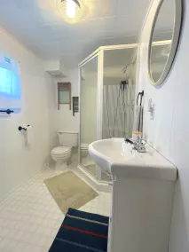 A secluded beachfront retreat for families - pet friendly! - Image 5