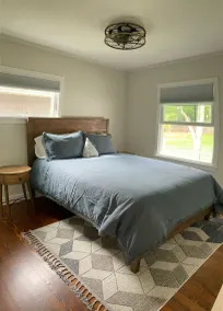 Totally Renovated Cottage on the North Fork 7 min. walk to the Beach - Image 5