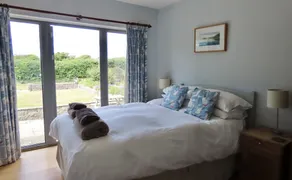 Large seaside cottage with spacious garden, in a quiet area close to beach. - Image 4