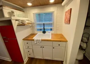 Tiny House - Shangri La - Image 4