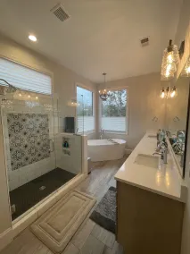 Large 5BR home on quiet cove. Pets welcome. Private dock. 3 fireplaces, firepit. - Image 3