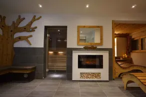 Ferielejlighed med balkon og indendørs pool - Image 2
