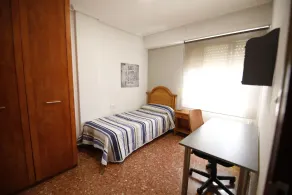 Rooms for students in Burjassot - Image 4