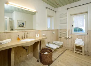 Elegant Brac Villa | 4 Bedrooms | Villa Beachfront Oasis | Stunning Sea Views & Walking Distance to Beach | Murvica - Image 2
