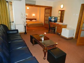 Dalin Hotel - Image 4