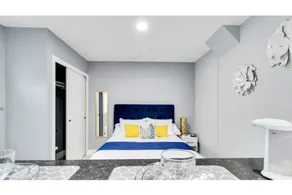 Charming studio with private patio & free parking. - Image 5