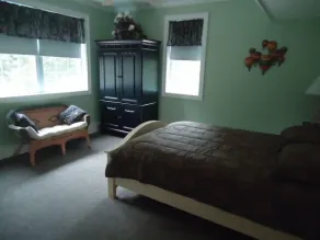 Classic Vacation Cottage-New Central A / C - Image 4