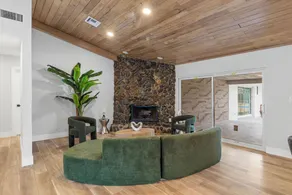 Waterfall Villa | Multi Court •Watersilde •Cinema  - Image 2