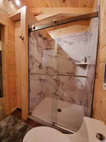 Modern Tiny Home Cabin Deux w./ Hot Tub next to Titus Mtn Ski & Malone - Image 3
