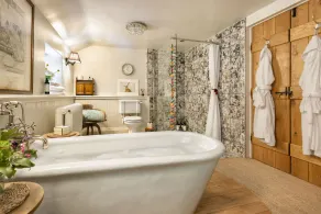 The Room at Rawsons - Image 2