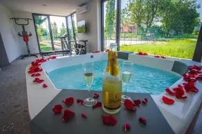 LUXURY 7 BEDROOM VILLA  WITH PRIVATE POOL,TENNIS COURT,GYM AND SPA - Image 4